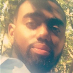 Meet your Posher, Dominique